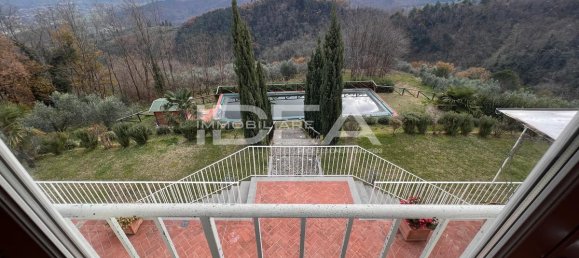 8 rooms Villa in Lucca, Italy No. 165652 4