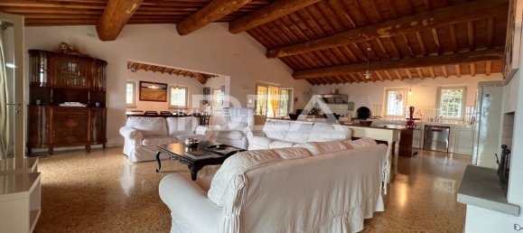 8 rooms Villa in Lucca, Italy No. 165652 21