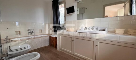 8 rooms Villa in Lucca, Italy No. 165652 23