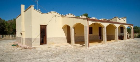 8 rooms Villa in Carovigno, Italy No. 281317 2