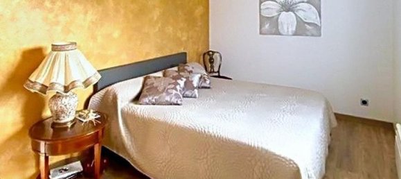 Casa de 4 dormitorios en Courtenay, France No. 245992 5