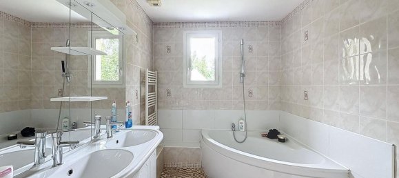 Casa de 4 dormitorios en Courtenay, France No. 245992 6