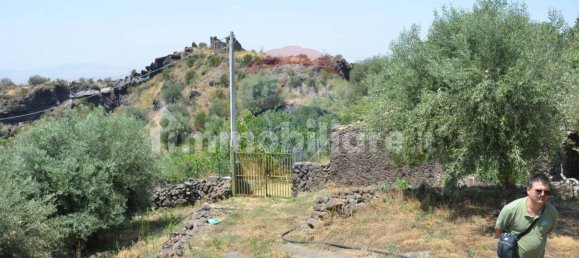 Casa de 5 habitaciónes en Adrano, Italy No. 307385 47