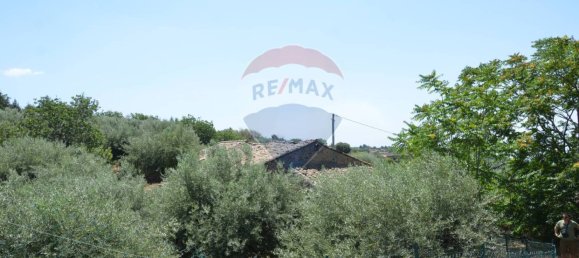 Casa de 5 habitaciónes en Adrano, Italy No. 307385 36