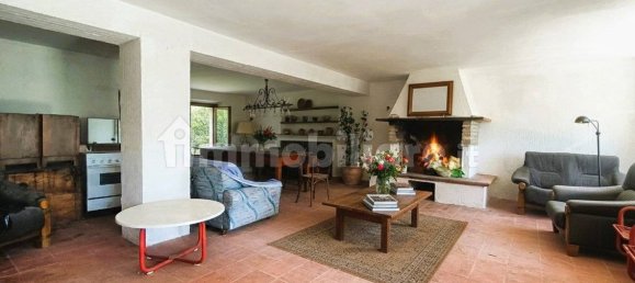 2 bedrooms House in Corciano, Italy No. 353611 4