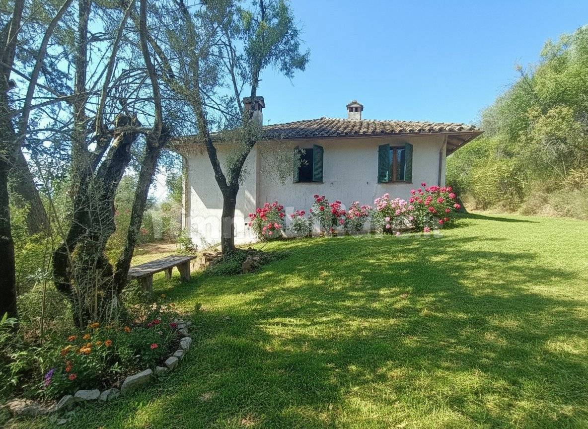 2 bedrooms House in Corciano, Italy No. 353611