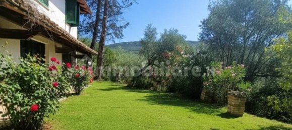 2 bedrooms House in Corciano, Italy No. 353611 2