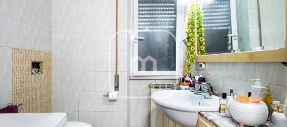 2 bedrooms Apartment in Rome, Italy No. 350286 9