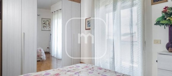 2 bedrooms Apartment in Rome, Italy No. 350286 7