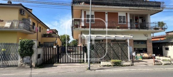 2 bedrooms Apartment in Rome, Italy No. 350286 2