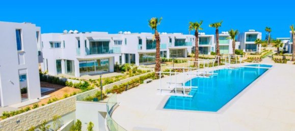 Вилла с 3 спальнями в Пафос, Кипр № 113307 16