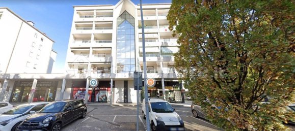 2 bedrooms Apartment in Gorla Minore, Italy No. 307069 6