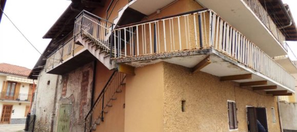 5 rooms House in Cuneo, Italy No. 79761 4