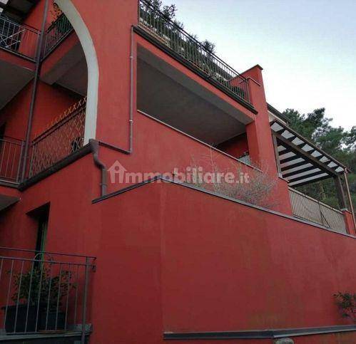 3غرفة شقة في Ameglia, Italy رقم 205485