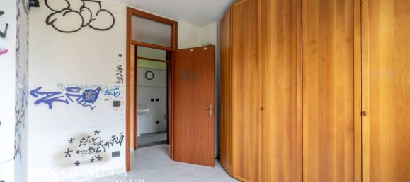 3 bedrooms Apartment in Chieri, Italy No. 302612 3