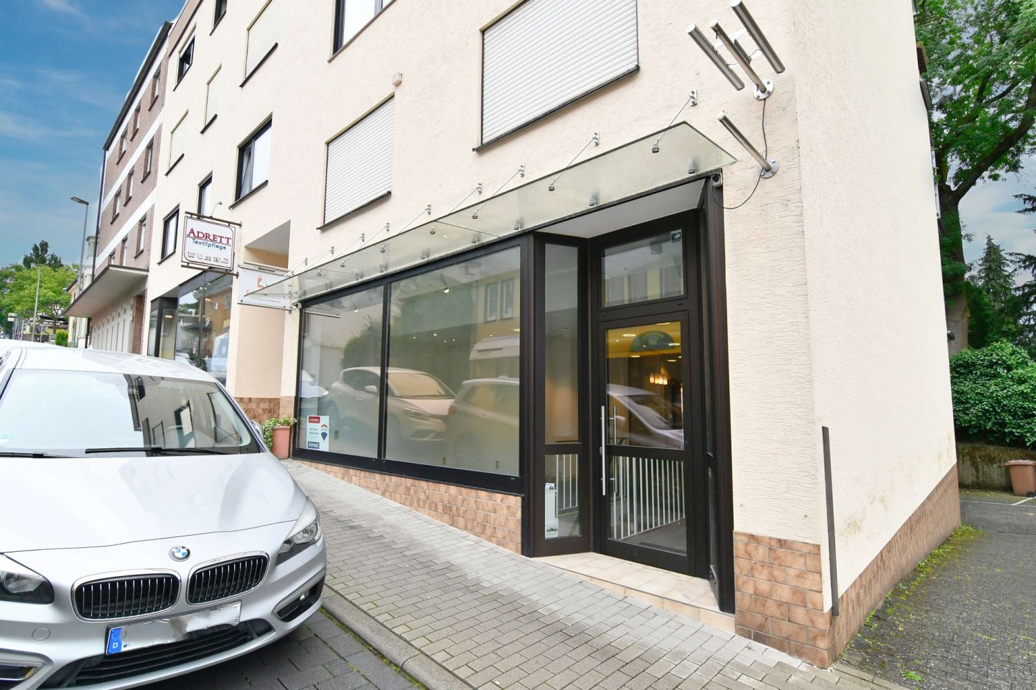 150m² Commercial property in Hochtaunuskreis, Germany No. 266968