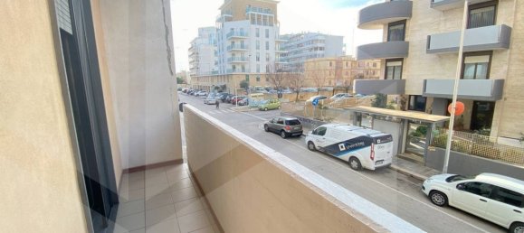 2 chambres Appartement à Bari, Italy No. 20179 7