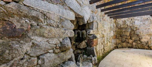 Gebäude in Terras de Bouro, Portugal 477m², Nr. 15093 9