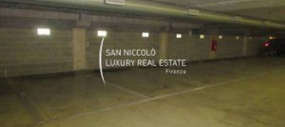9m² Parking in Florence, Italy No. 206252 4