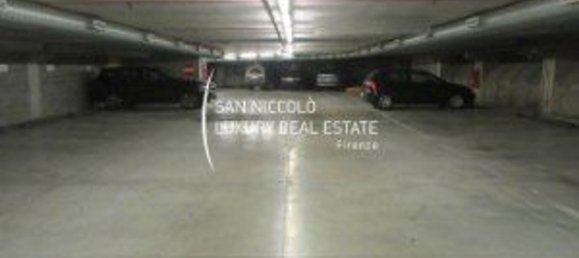 9m² Parking in Florence, Italy No. 206252 3