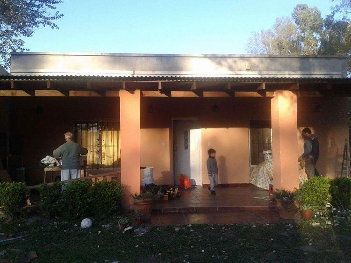 2 bedrooms House in Campana, Argentina No. 14883