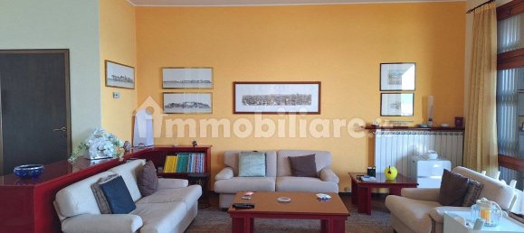 2 Schlafzimmer Wohnung in Stresa, Italy, Nr. 148548 4