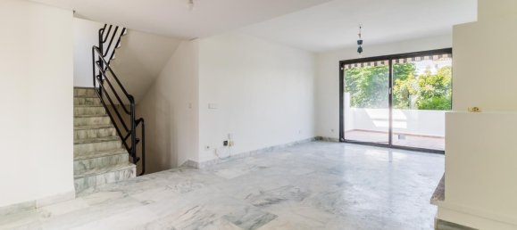 3 غرف نوم تاون هاوس في Estepona, Spain رقم 179024 6