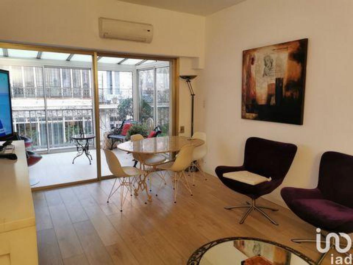 Studio in the Condo in Toulon, France No. 4041