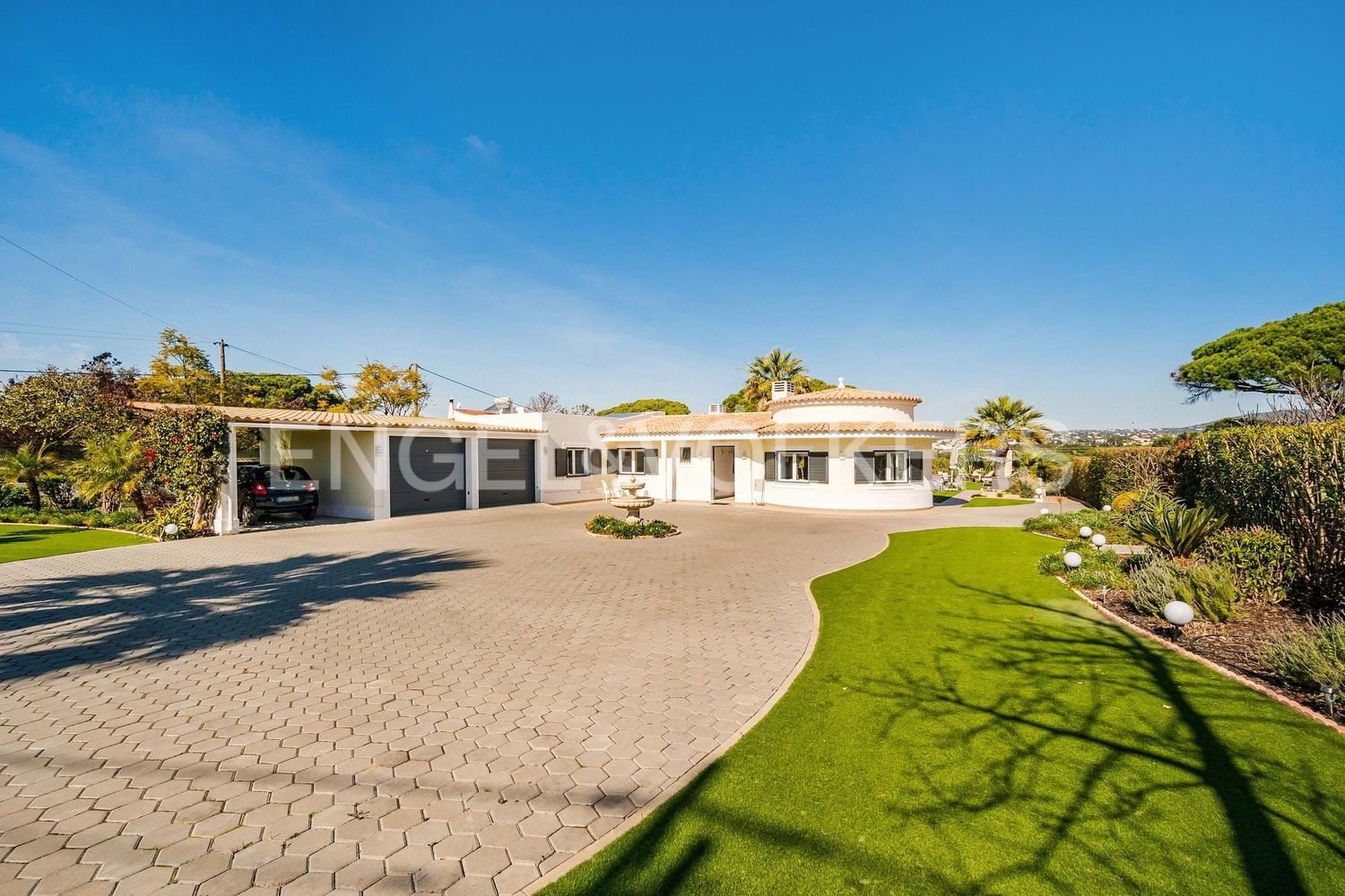 5 bedrooms House in Almancil, Portugal No. 100208