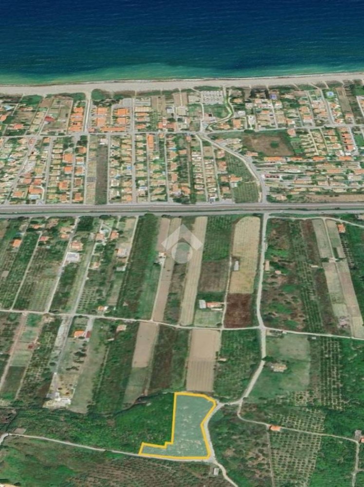 5900m² Land in Campofelice di Roccella, Italy No. 284666