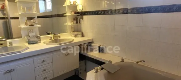 3 bedrooms House in Auvers-sur-Oise, France No. 352636 12