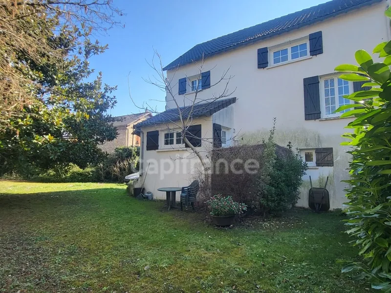 3 bedrooms House in Auvers-sur-Oise, France No. 352636