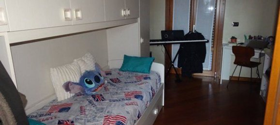 5 bedrooms Apartment in Grugliasco, Italy No. 379371 17