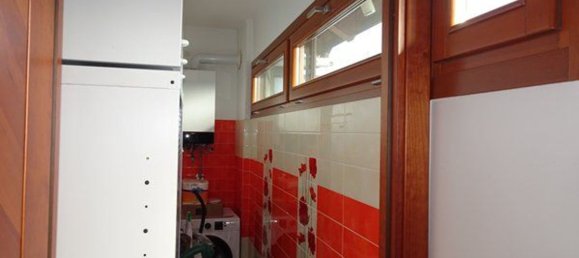 5 bedrooms Apartment in Grugliasco, Italy No. 379371 4