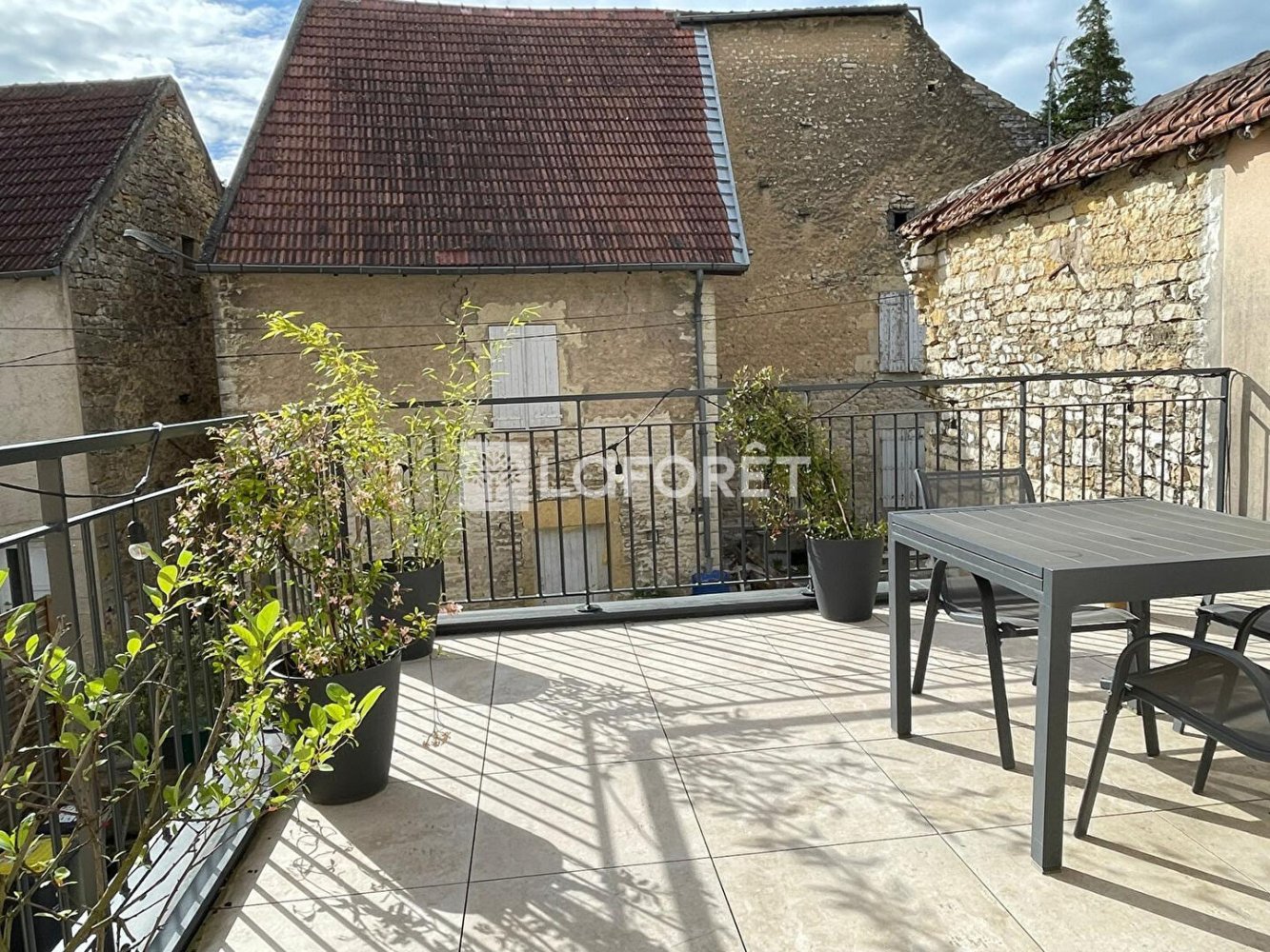 4 bedrooms Duplex in Dole, France No. 204801