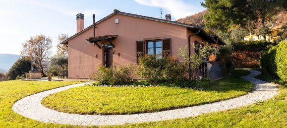 5 rooms Villa in San Venanzo, Italy No. 167929 2