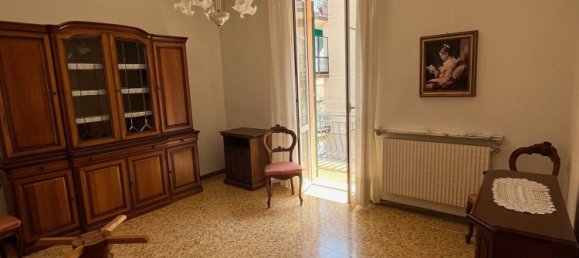 Квартира с 4 спальнями в Лоано, Италия № 334725 4