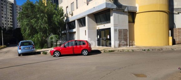 Квартира с 5 комнатами в Таранто, Италия № 342307 7