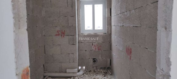 Tienda en Mosta, Malta 240 m² No. 13407 6