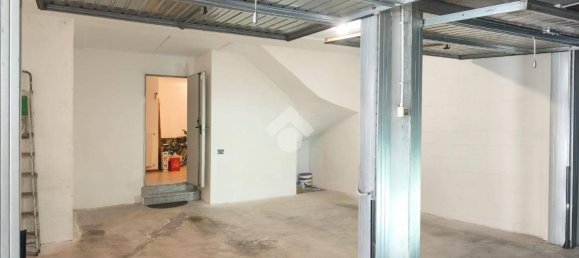 Villa de 3 dormitorios en Cormano, Italy No. 263542 45