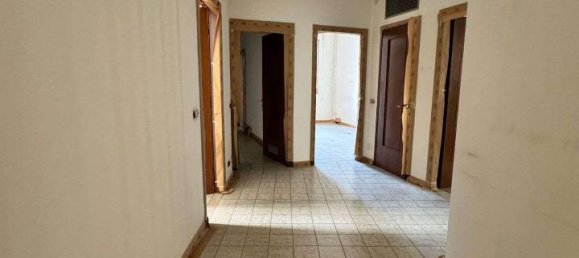 Apartamento de 4 divisões em Mantua, Italy N.º 246768 8