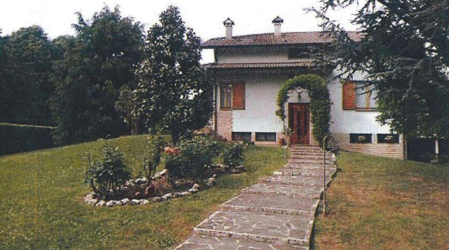 3 rooms Apartment in Pozzuolo Martesana, Italy No. 153541