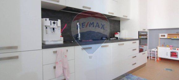 2 Schlafzimmer Wohnung in Cava Manara, Italy, Nr. 314878 22