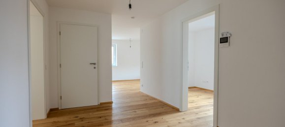 Apartamento de 2 dormitorios en Maria Worth, Austria No. 127328 3