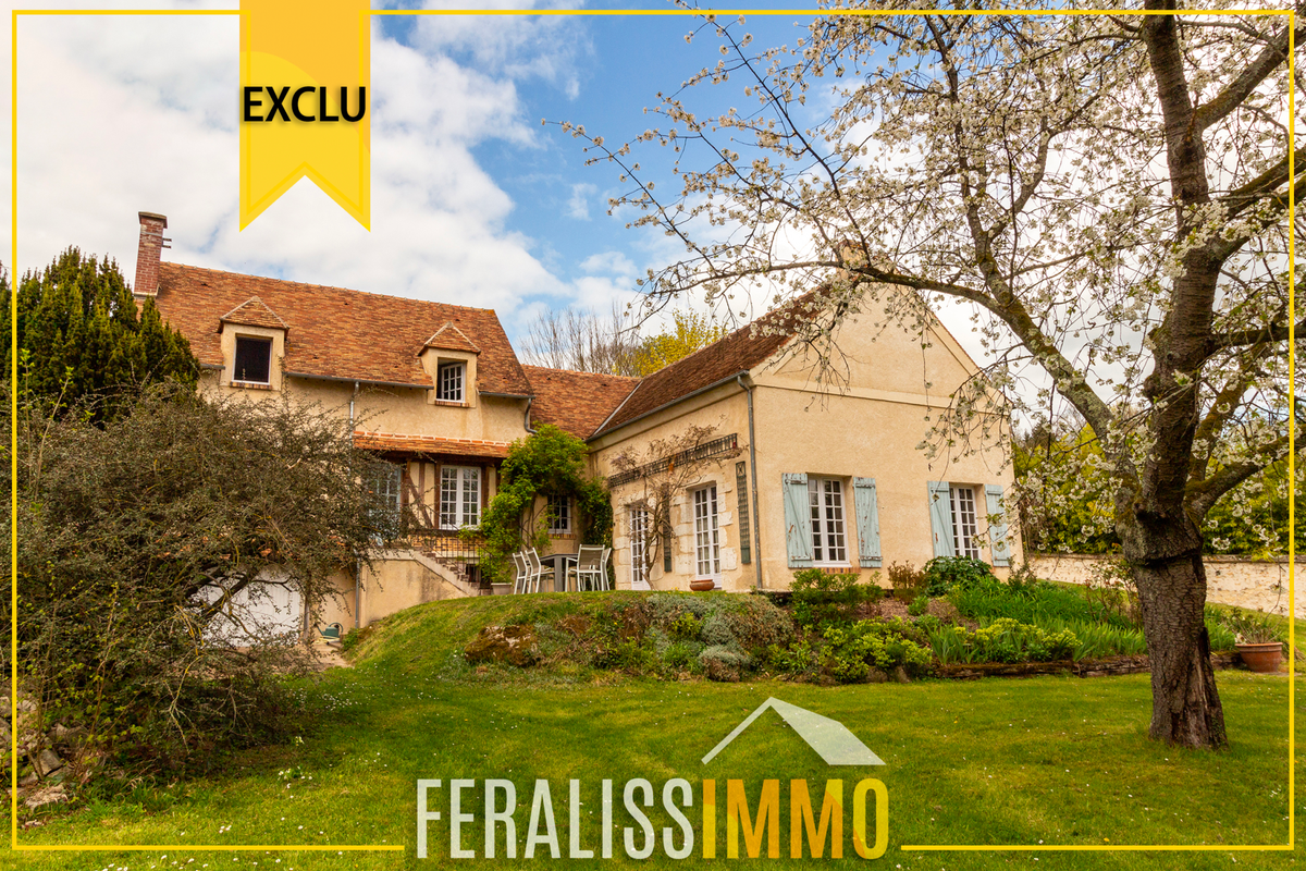 4 bedrooms House in Vaux-sur-Seine, France No. 135089