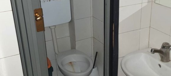 Коммерческая недвижимость 28м² в Салерно, Италия № 252095 4