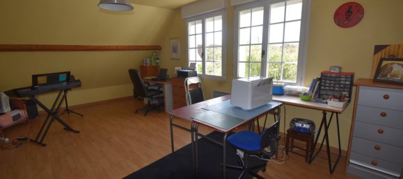 5 Schlafzimmer Haus in Nogent-sur-Eure, France, Nr. 251341 8