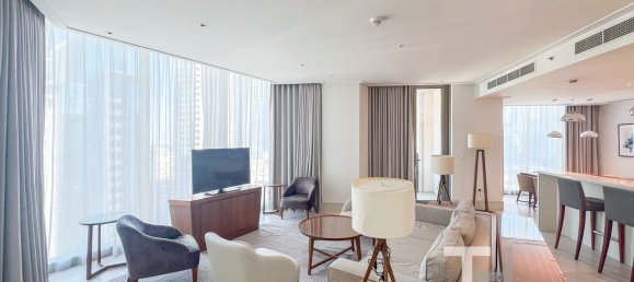 3 bedrooms Apartment in Burj Khalifa, UAE No. 28491 6