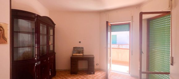3 bedrooms Apartment in Giugliano in Campania, Italy No. 334779 12
