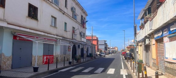 3 bedrooms Apartment in Giugliano in Campania, Italy No. 334779 2